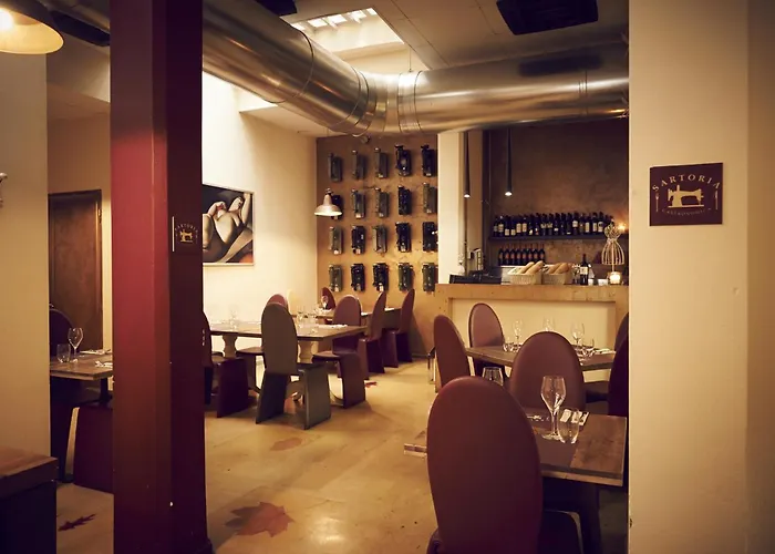 Aldrovandi Luxury Suites And Apartment